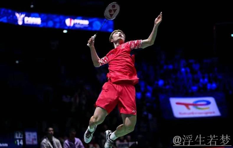 石宇奇无奈!小波波夫的擦地技巧3秒解决战局 石宇奇无奈!小波波夫的擦地技巧3秒解决战局